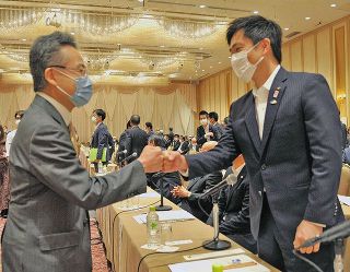 機運醸成　大阪の熱意　吉村知事が初の出席　建設促進同盟会大会
