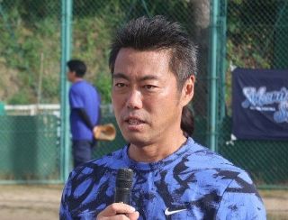ロッテ】岡大海の逆転サヨナラ弾バットをプレゼント 殊勲の一発で折れ