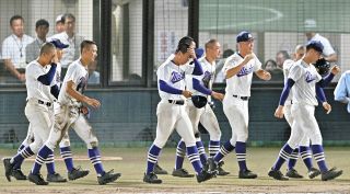 三重、相可に6回コールド勝ち、1年生右腕・古川が先発3