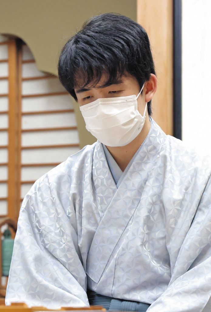 藤井王位3連覇
