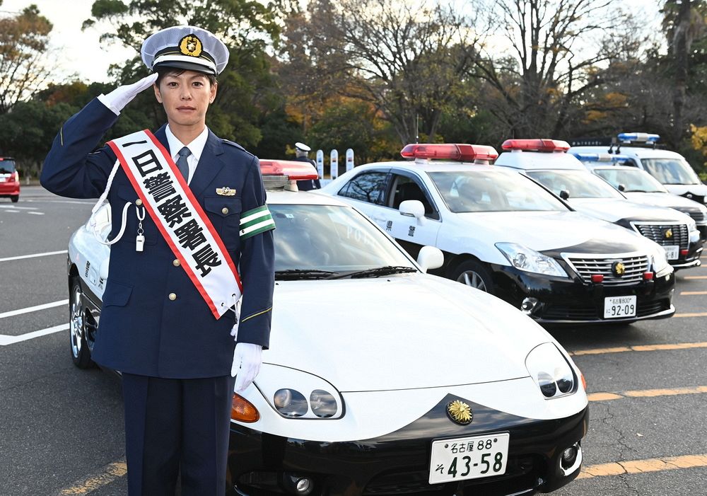 銀杯 純銀 静岡県警察本部長賞 133g 埼玉県警の本部長に鈴木基之氏着任(2022年7月20日) - YouTube