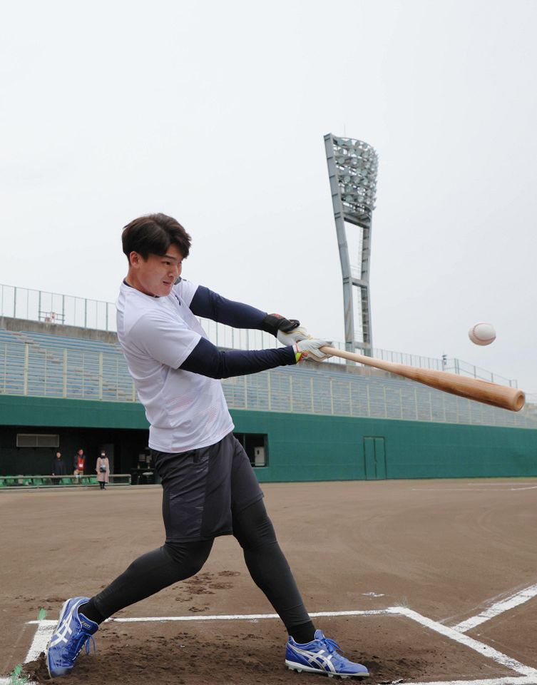 アシックス ゴールドステージ 硬式用木製バット 84cm アオダモ 石川昂