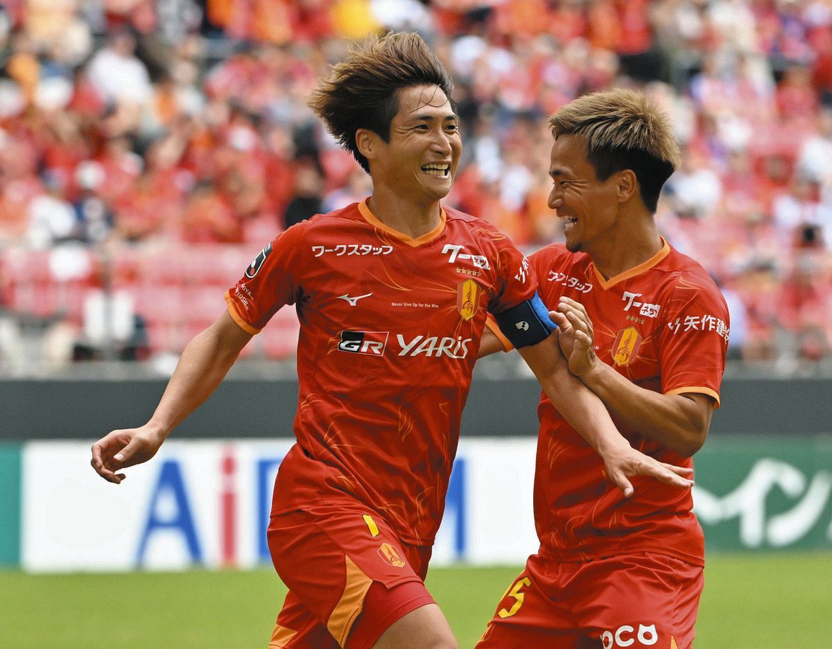 ◇名古屋グランパス・和泉竜司、巧みなキックフェイント…からの