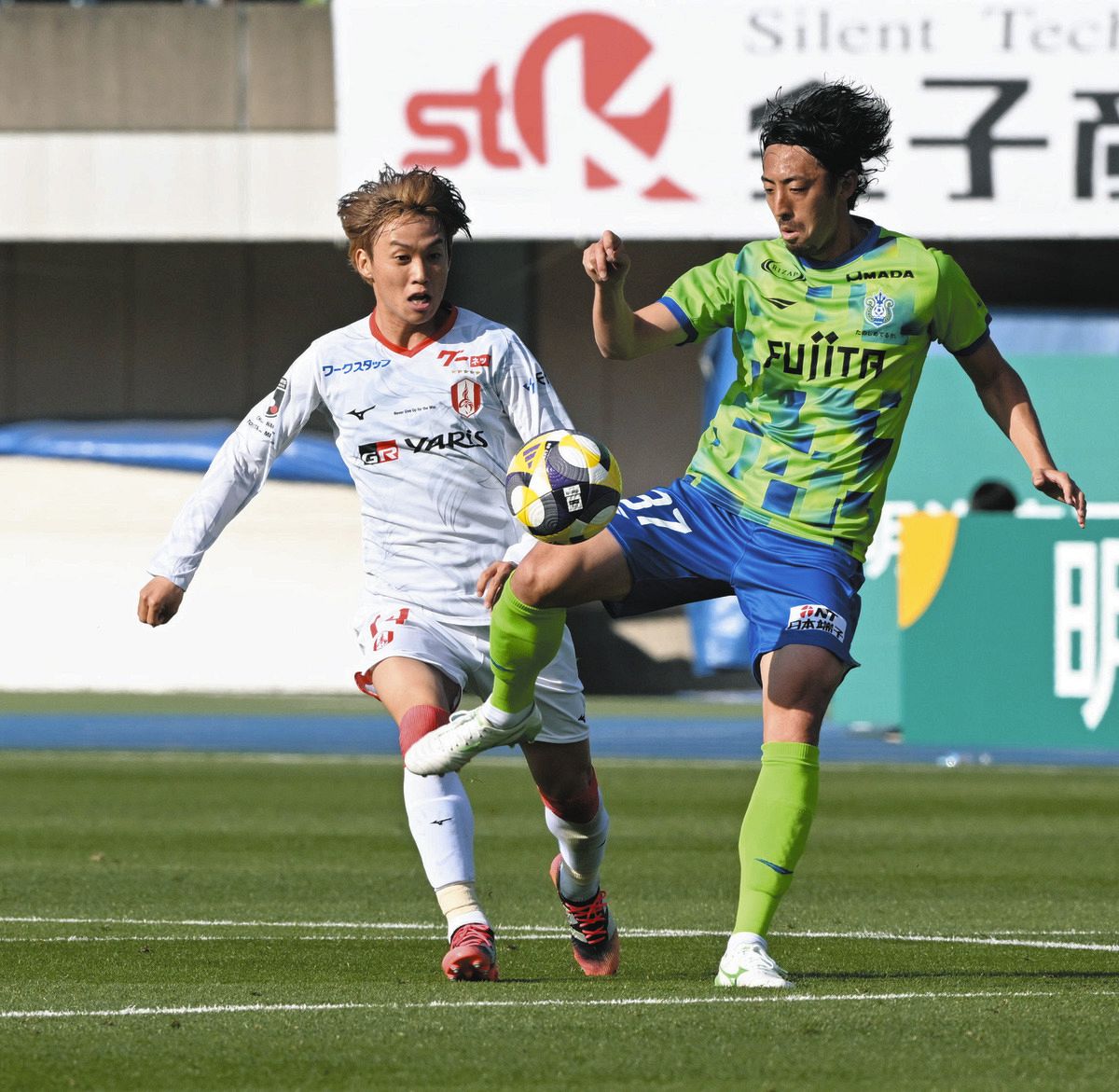 名古屋グランパス 森島司選手 2023シーズン等身大タペストリー