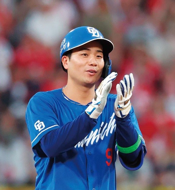 井上監督が後半戦のキーマンに挙げた石伊雄太…打撃も向上「『新人王