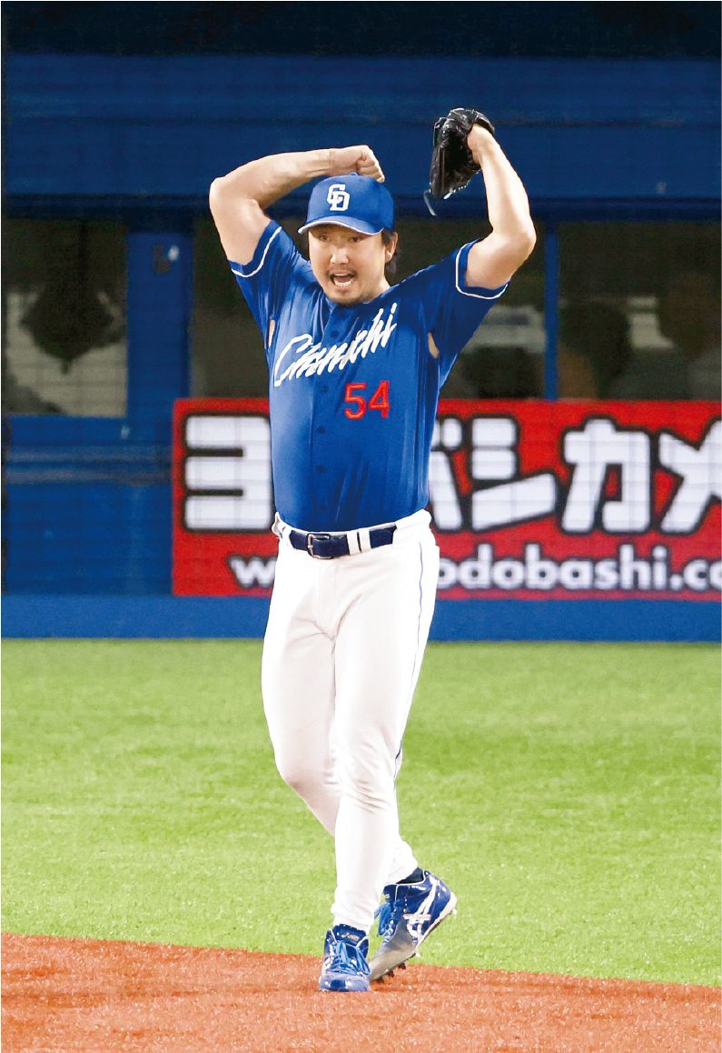 仕上がってる～、筋肉ムキムキ…藤嶋健人の“キメポーズ”：ドラゴンズ情報