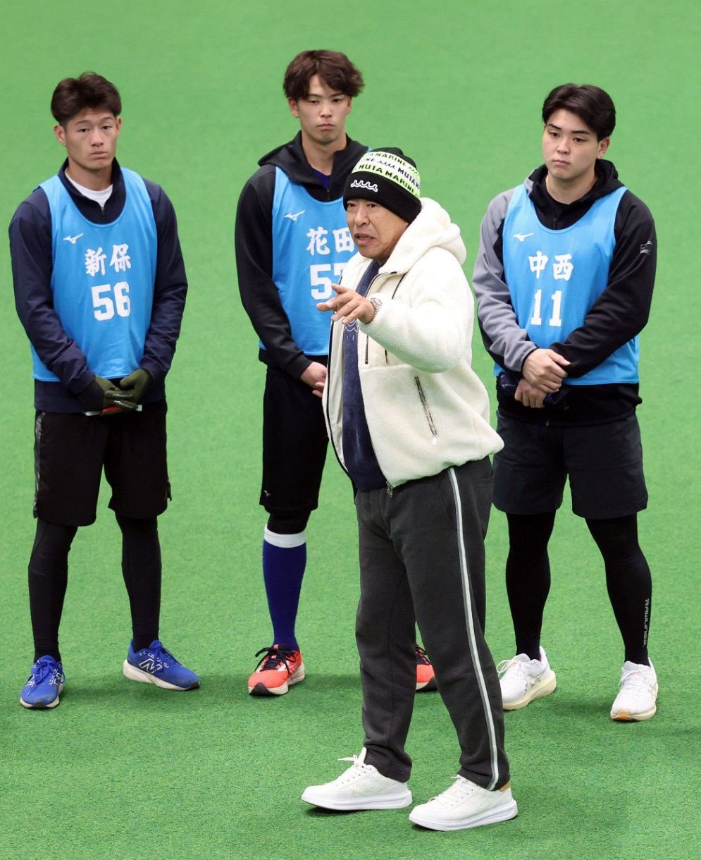 推しメングッズをチームメイトに見せてみた！【特別編】：ドラゴンズ情報