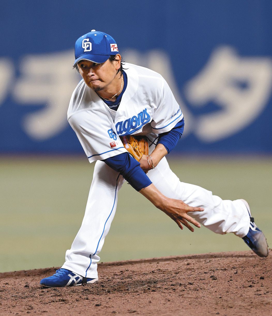 中日―ヤクルト ヤクルト戦に先発し、力投する涌井